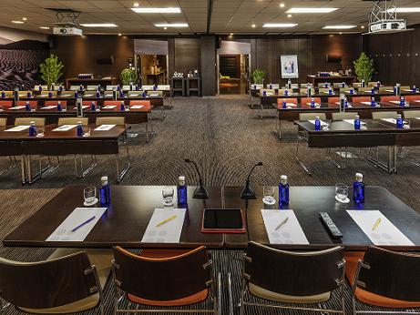 https://www.accorhotels.com/5560