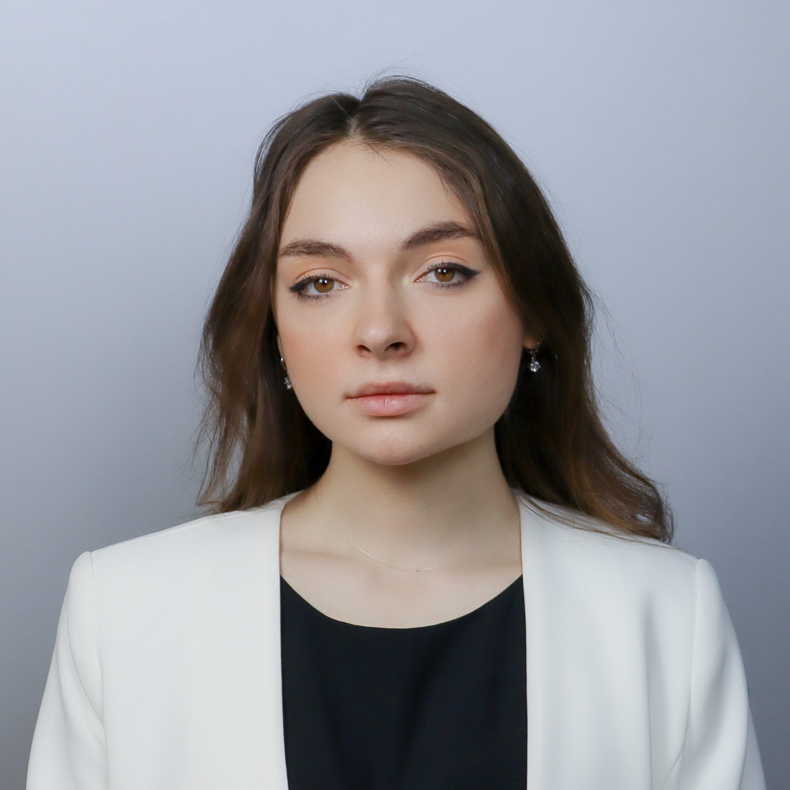 Yuliya PUSTOVIT 